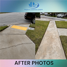 Professional-pressure-washing-of-back-patio-Concrete-driveway-and-sidewalk-in-Greenacres-FL-33463 2